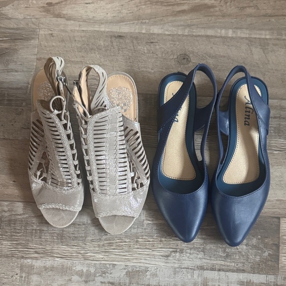 Vince Camuto Shoes - Bundle Women's Gray and Blue Sandals Size 6